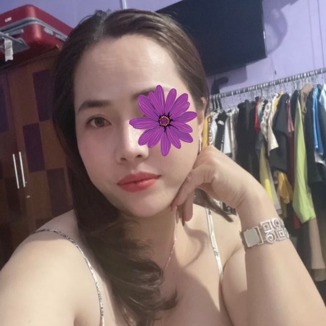 Bích Trang - Chị gái lớn tuổi tìm em trai hẹn hò